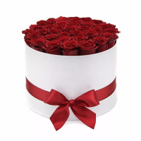 39 roses in a box Code-4483
